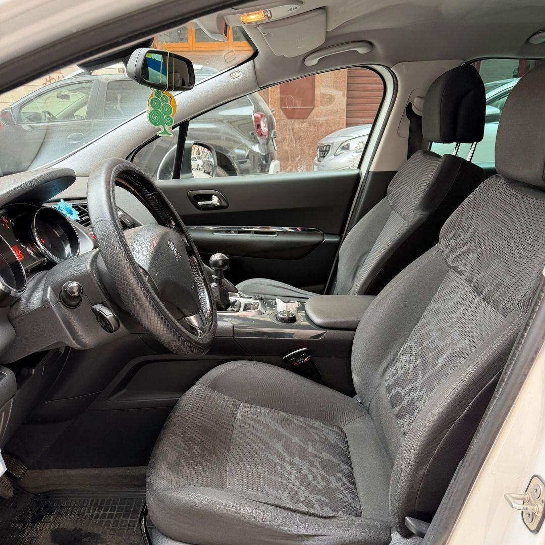 Peugeot 3008 1.6 HDi 115CV Style