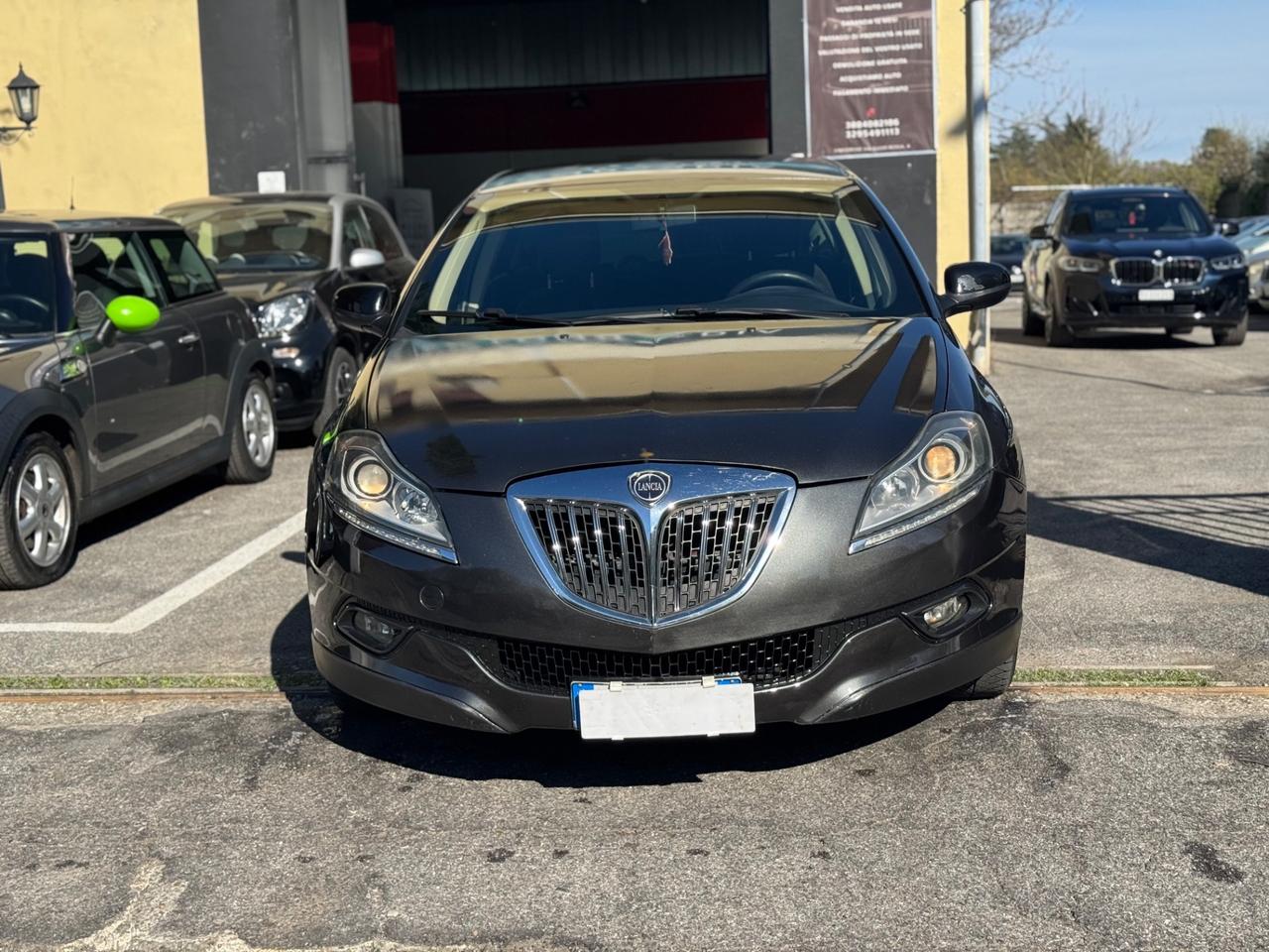 Lancia Delta 1.9 MJT Twinturbo DPF Oro