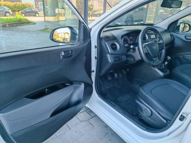 HYUNDAI i10 1.0 MPI Tech