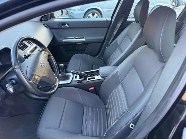 VOLVO V50 D2 R-design senza nessun lavoro da fare