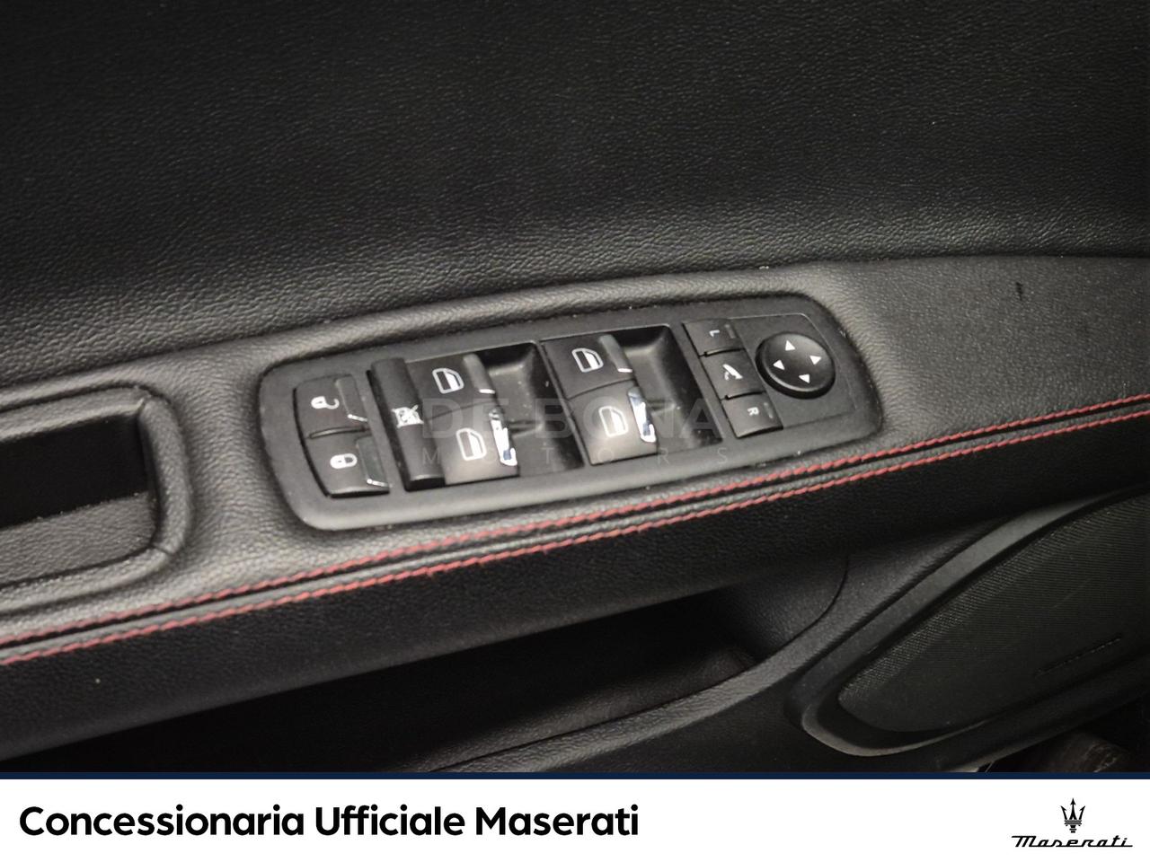 Maserati Ghibli 3.0 v6 ds ribelle black 275cv auto