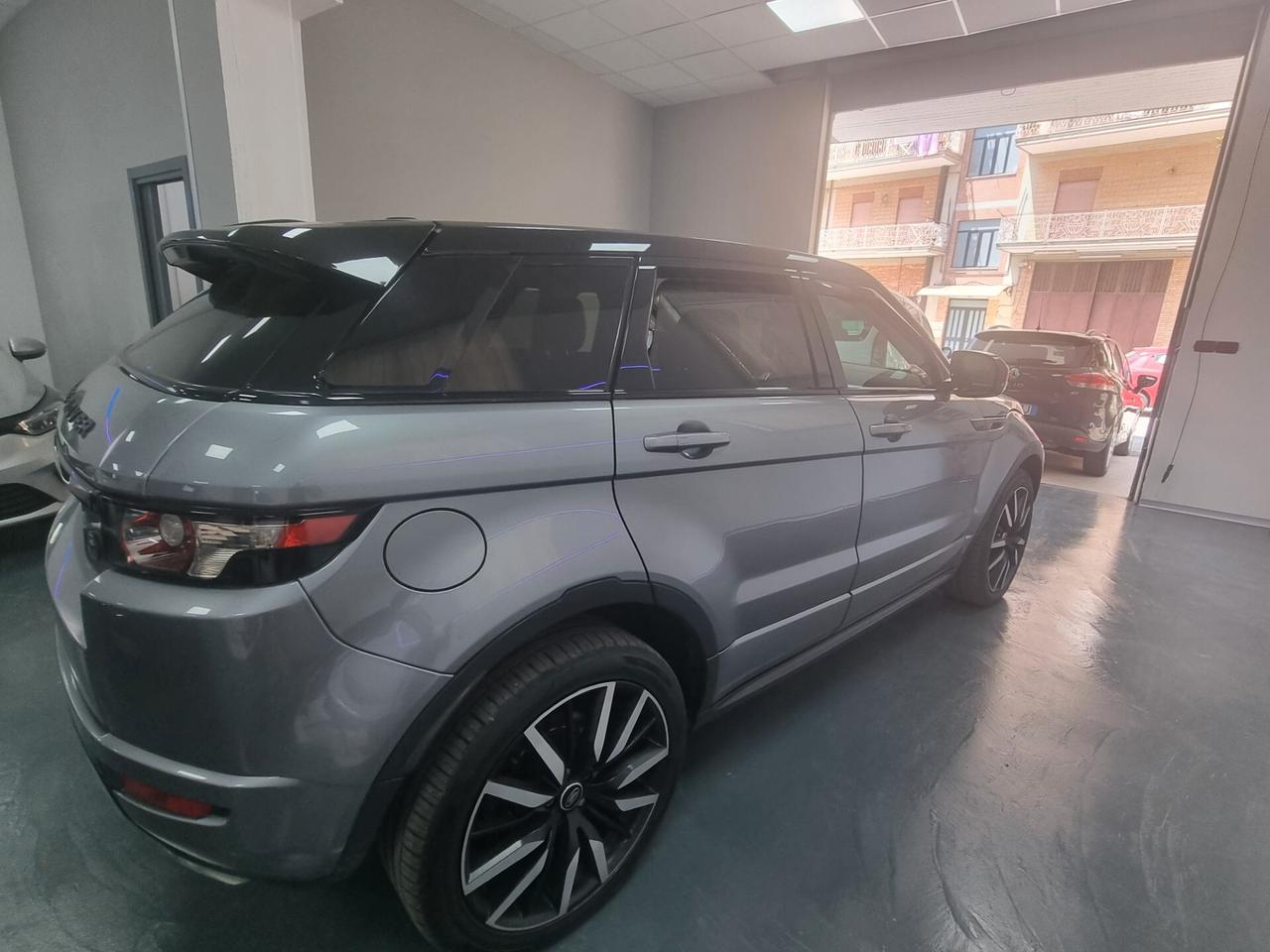 Land Rover Range Rover Evoque Range Rover Evoque 2.2 Sd4 5p. Dynamic