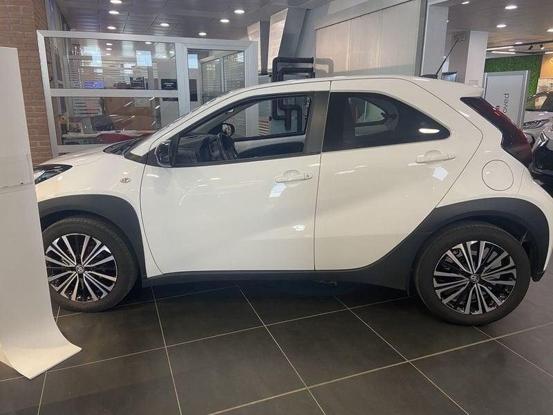 Toyota Aygo X 1.0B (72 CV) Active