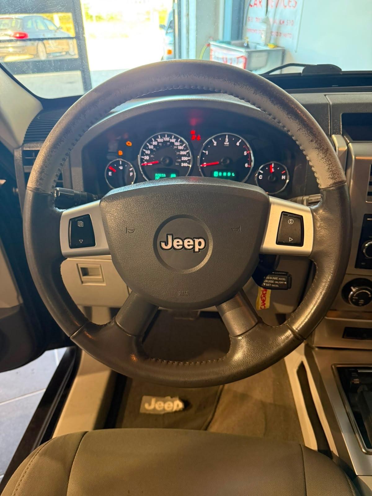 Jeep Cherokee 2.8 -4x4 -AUTOMATICA