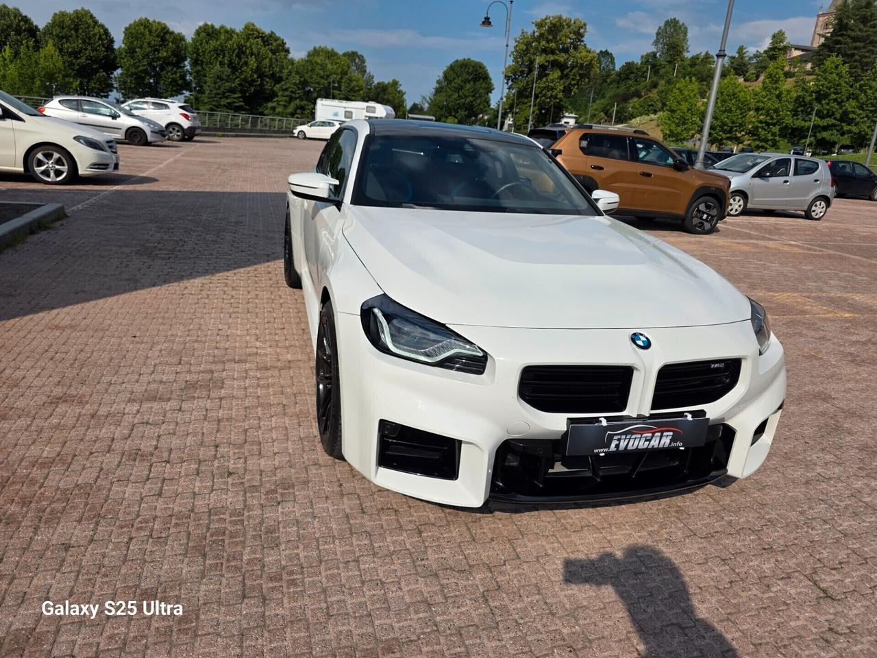 M2 full optional valutiamo usato