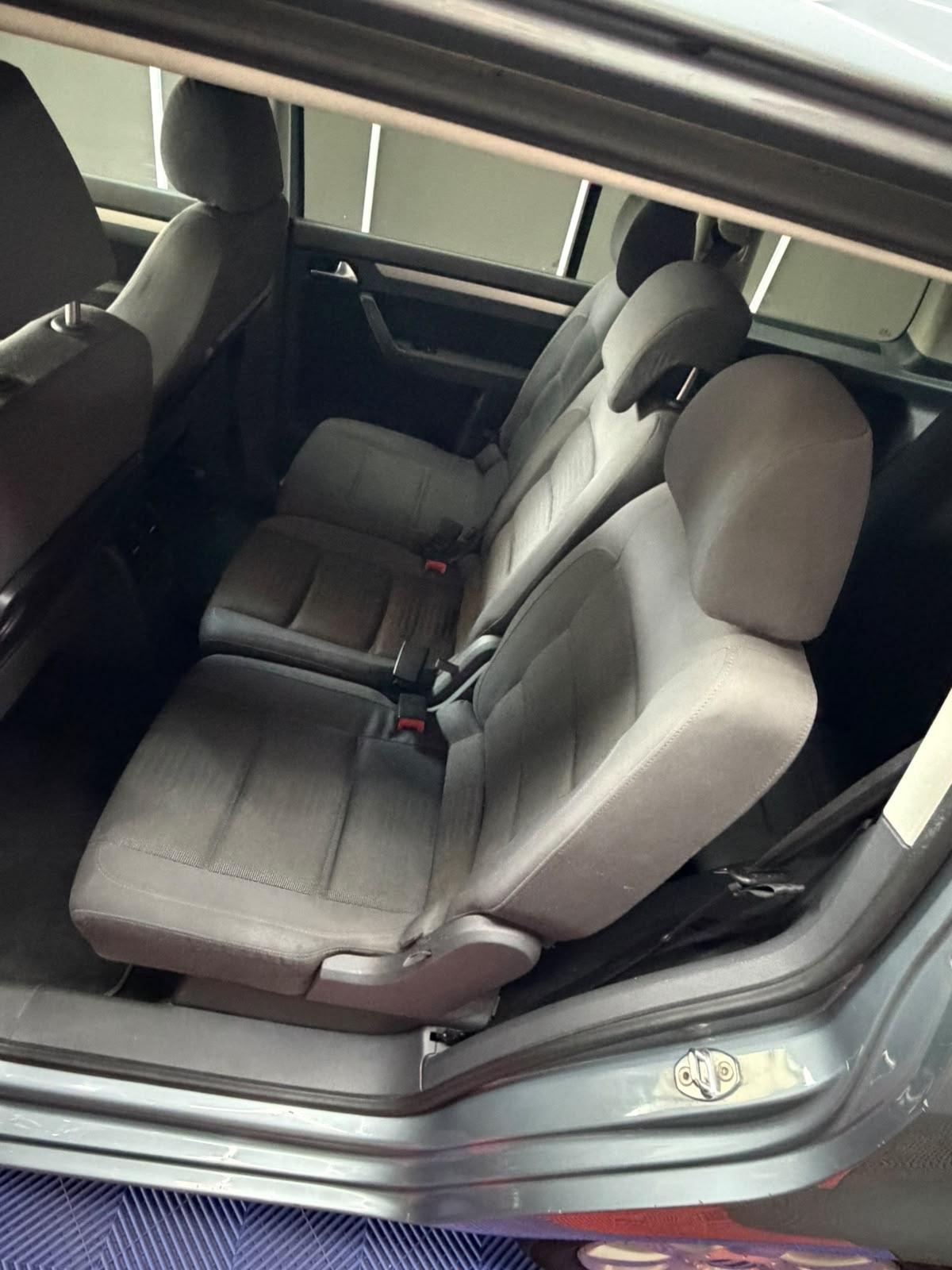 Volkswagen Touran 2.0 TDI DPF Highline