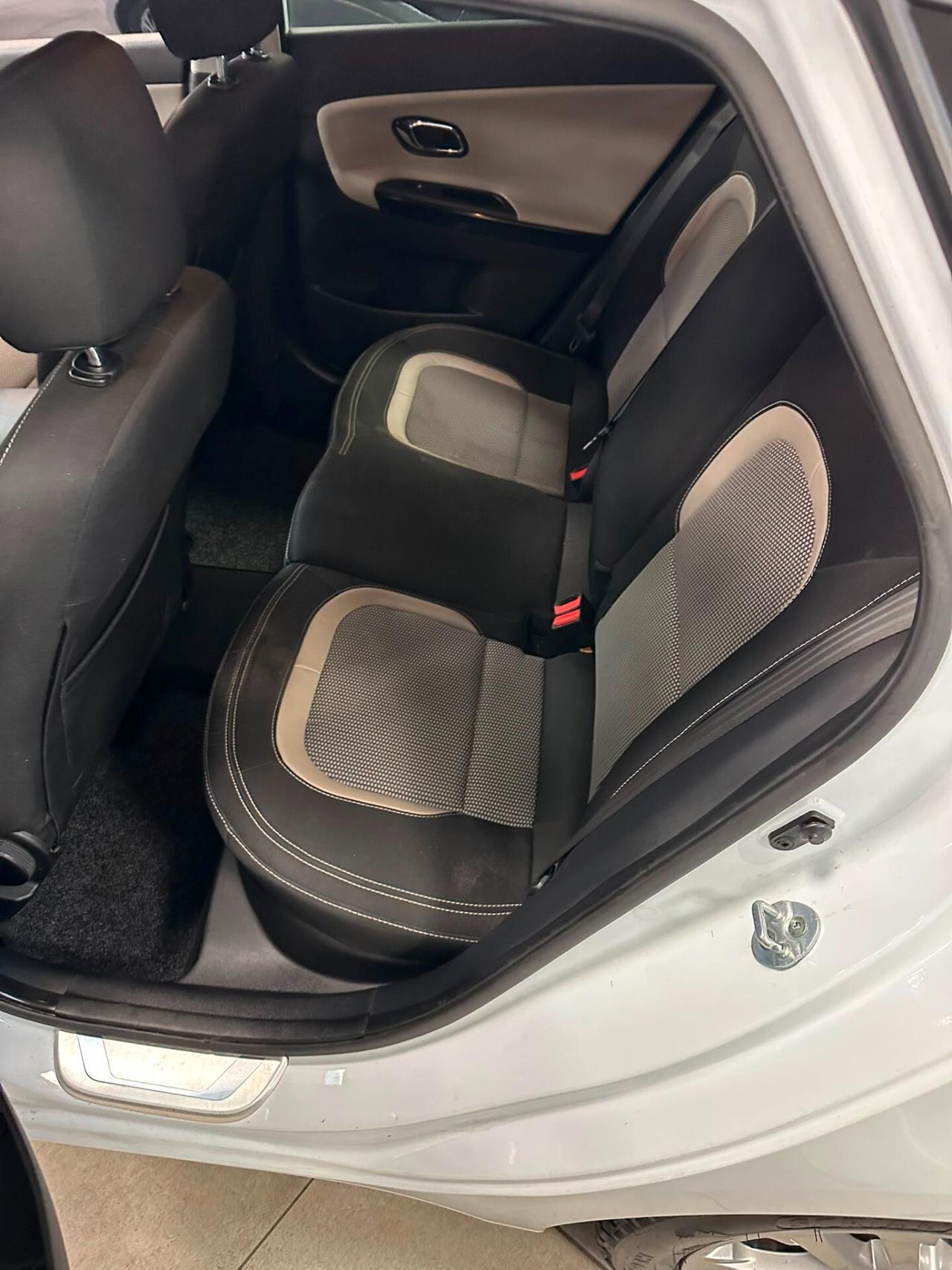 Kia Ceed cee'd 1.6 CRDi 110 CV 5 porte Active