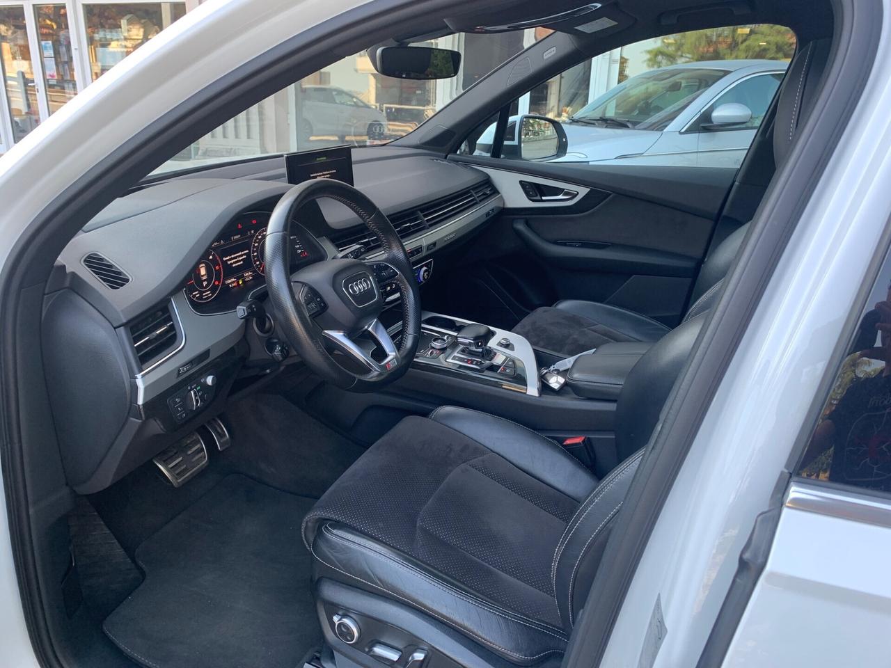 Audi Q7 3.0 TDI 218 CV QUATTRO S-TRONIC S-LINE 7 POSTI
