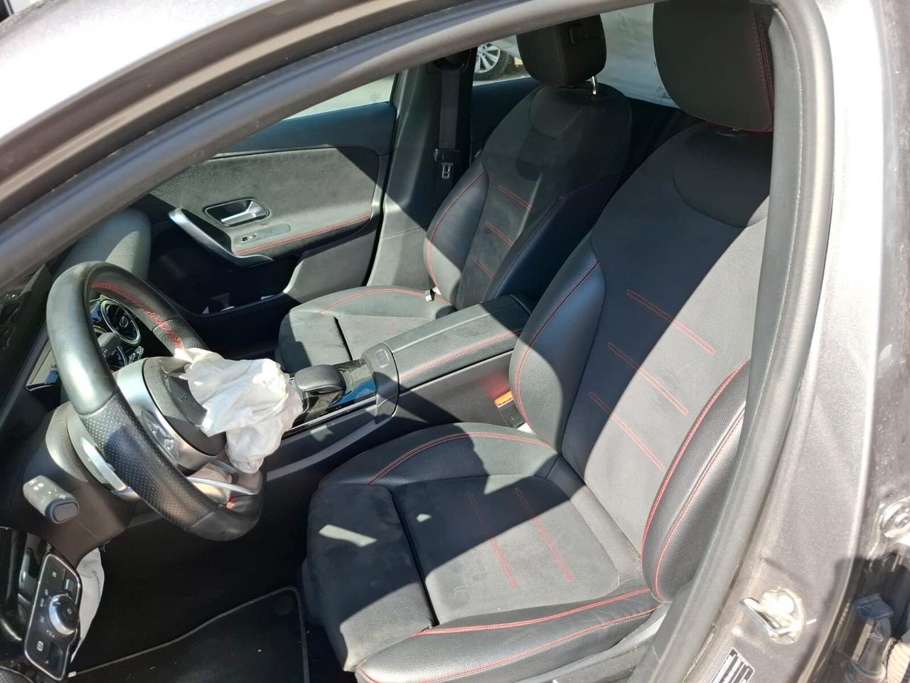 Mercedes-benz A 180 d sedan Premium auto - sinistrata