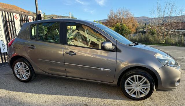 RENAULT Clio 1.2 16V 5 porte Dynamique