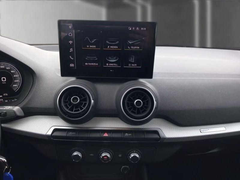 Audi Q2 Q2 30 TFSI Business Advanced LED PDC COCKPIT
