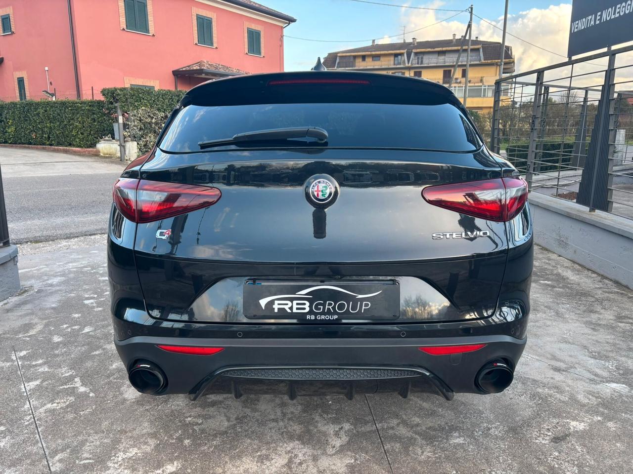 Alfa Romeo Stelvio 2.2 Turbodiesel 210 CV AT8 Q4 Super