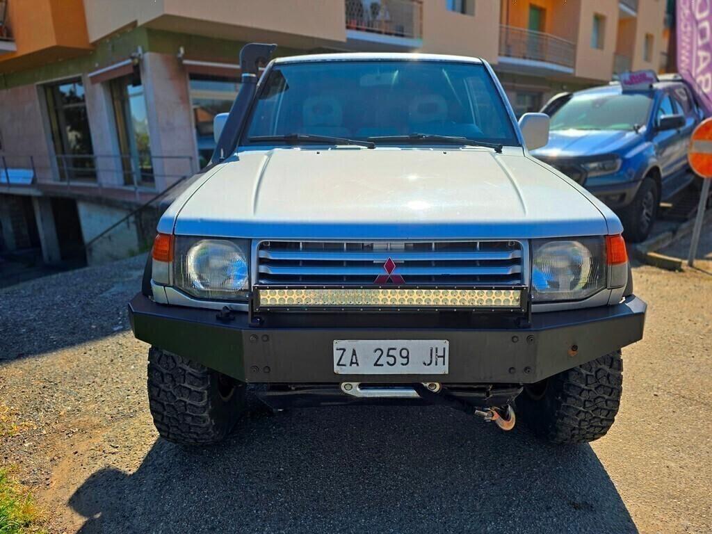 Mitsubishi Pajero 3.0 V6 150CV GLS PREPARATO