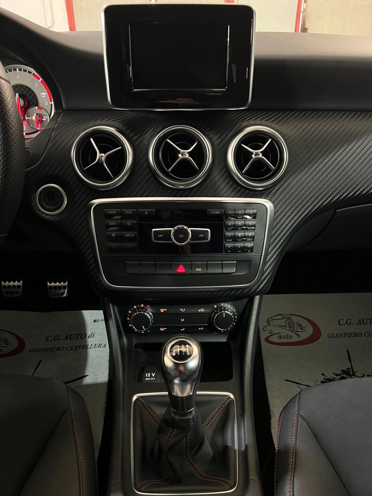 Mercedes-benz A 200 1.8 136 CV - AMG - 2013