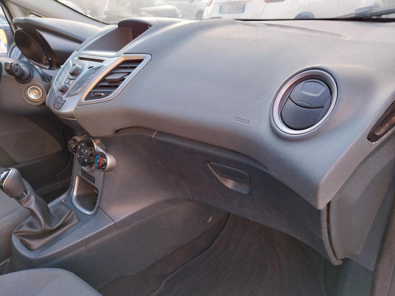 FORD FIESTA 1.4 DIESEL 5 PORTE 2011
