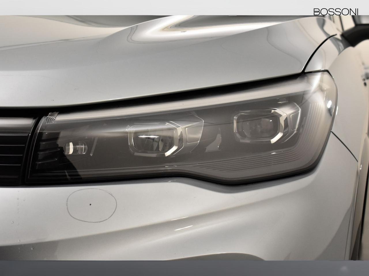 Volkswagen Tiguan 2.0 tdi scr 150cv r-line dsg