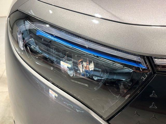 MERCEDES-BENZ EQA 300 4Matic Progressive