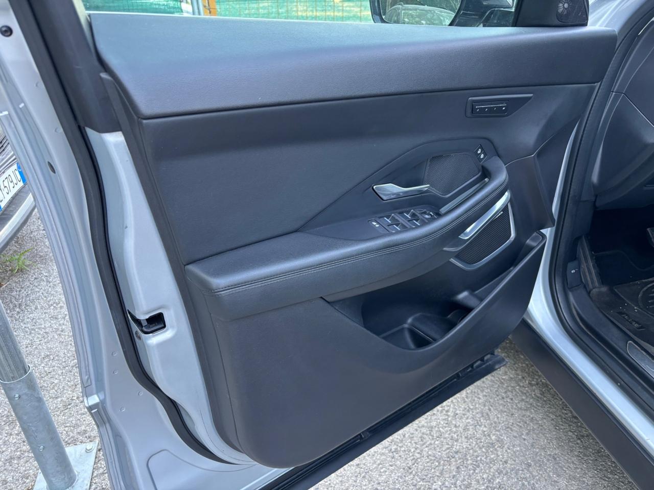 Jaguar E-Pace 2.0D I4 204 CV AWD Auto R-Dynamic HSE