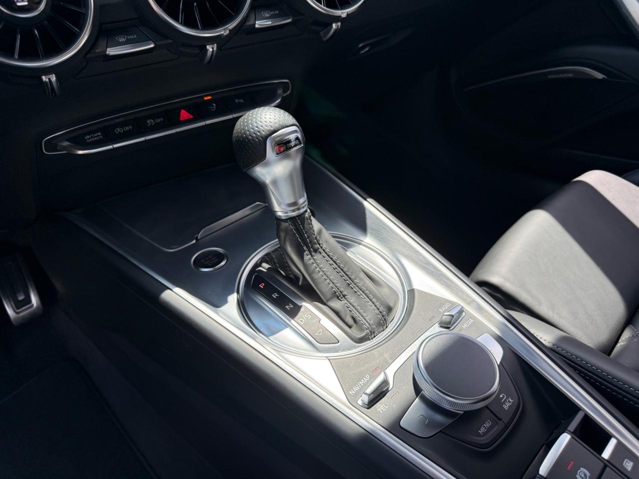 Audi TT Roadster 45 TFSI S tronic S line