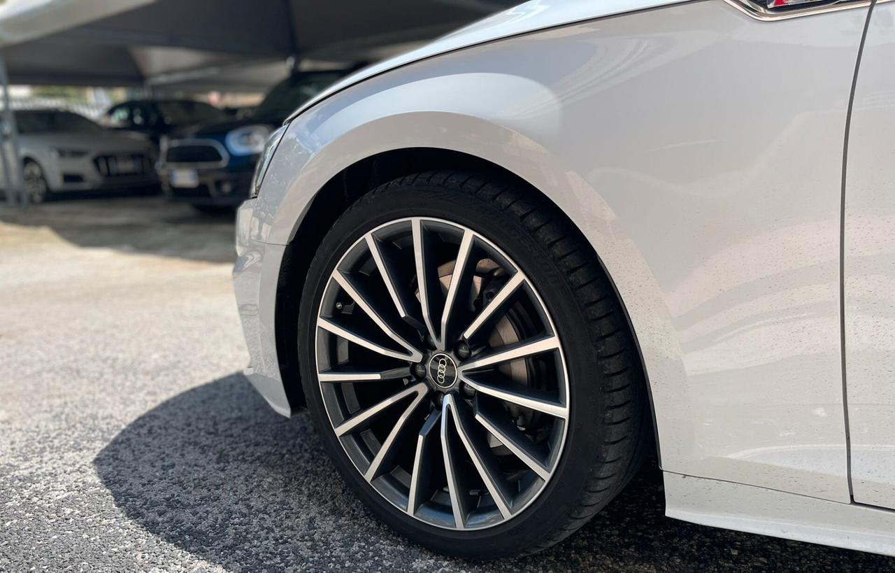 Audi A5 40 TDI quattro S- Line SPB TETTO 2023