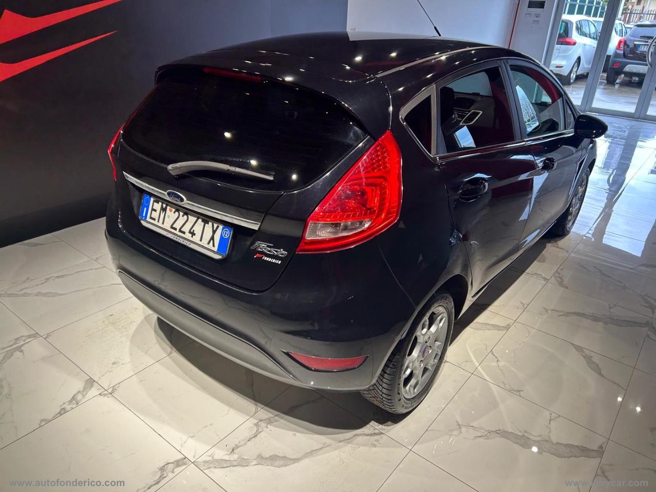 FORD Fiesta 1.4 GPL 5p. Titanium