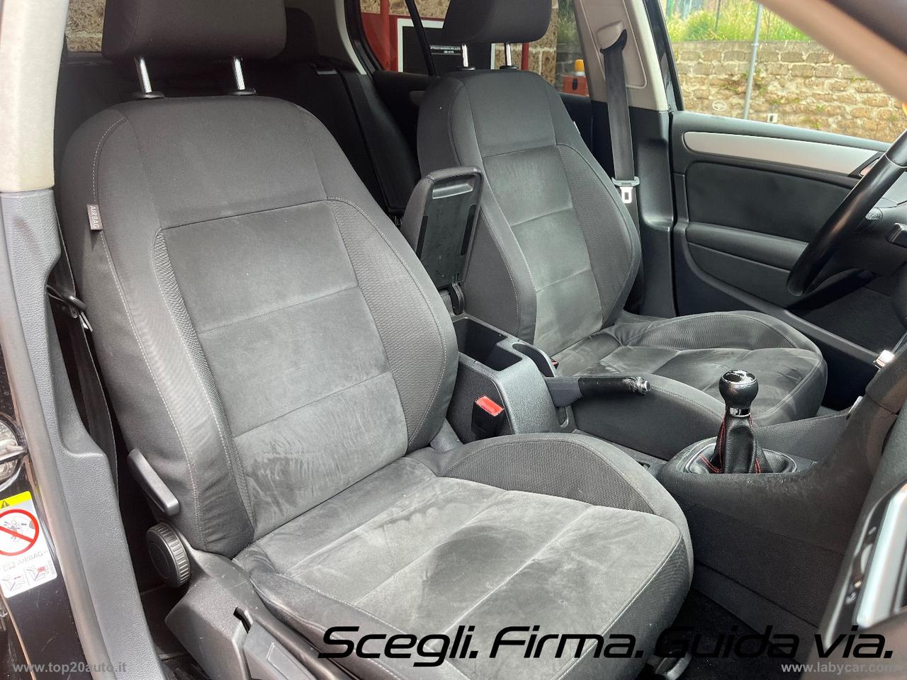 VOLKSWAGEN Golf 2.0 TDI 140 CV 5p. Highline