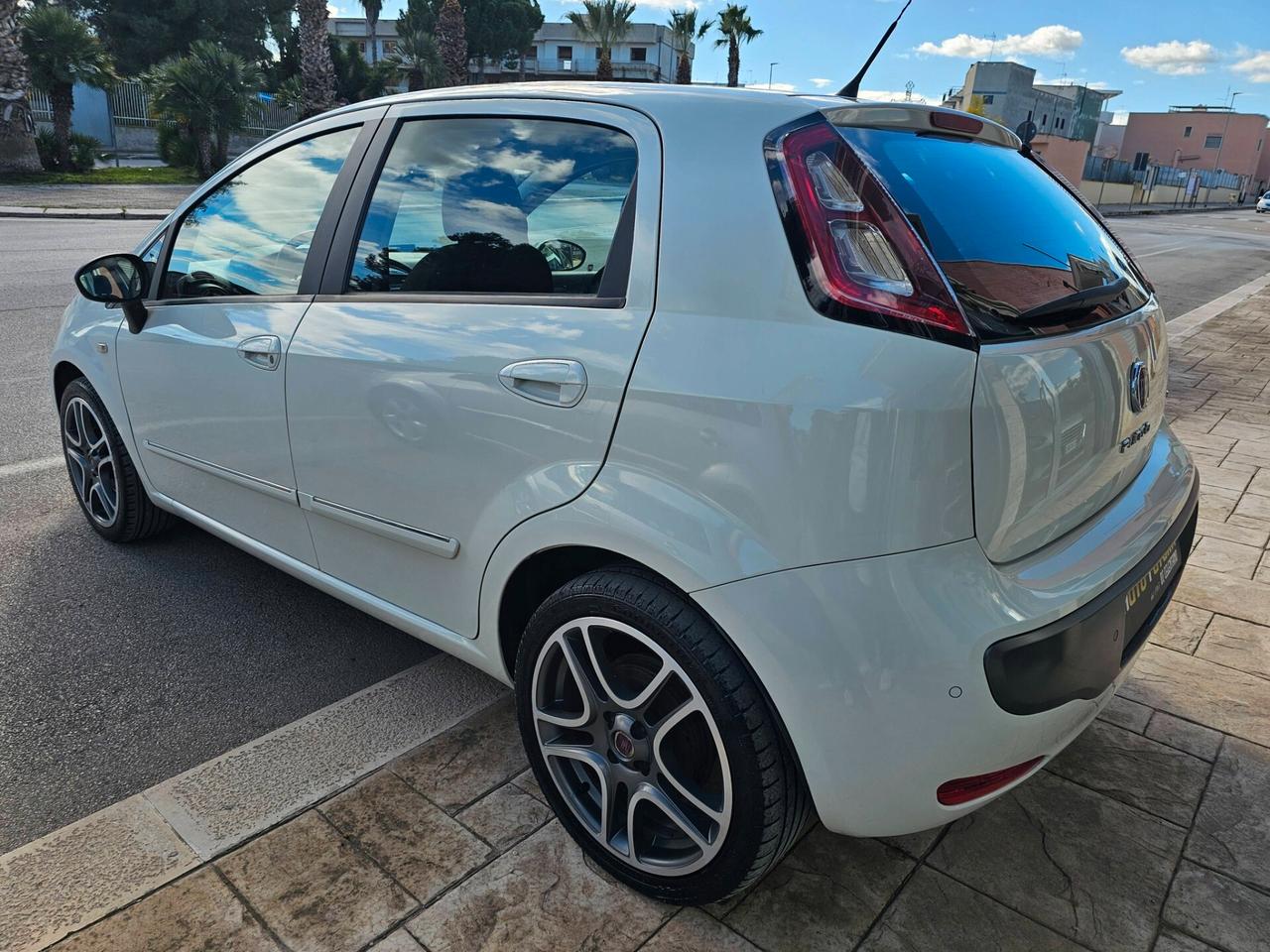 FIAT PUNTO EVO 1.4 GPL 77CV EMOTION FULL OPTIONAL