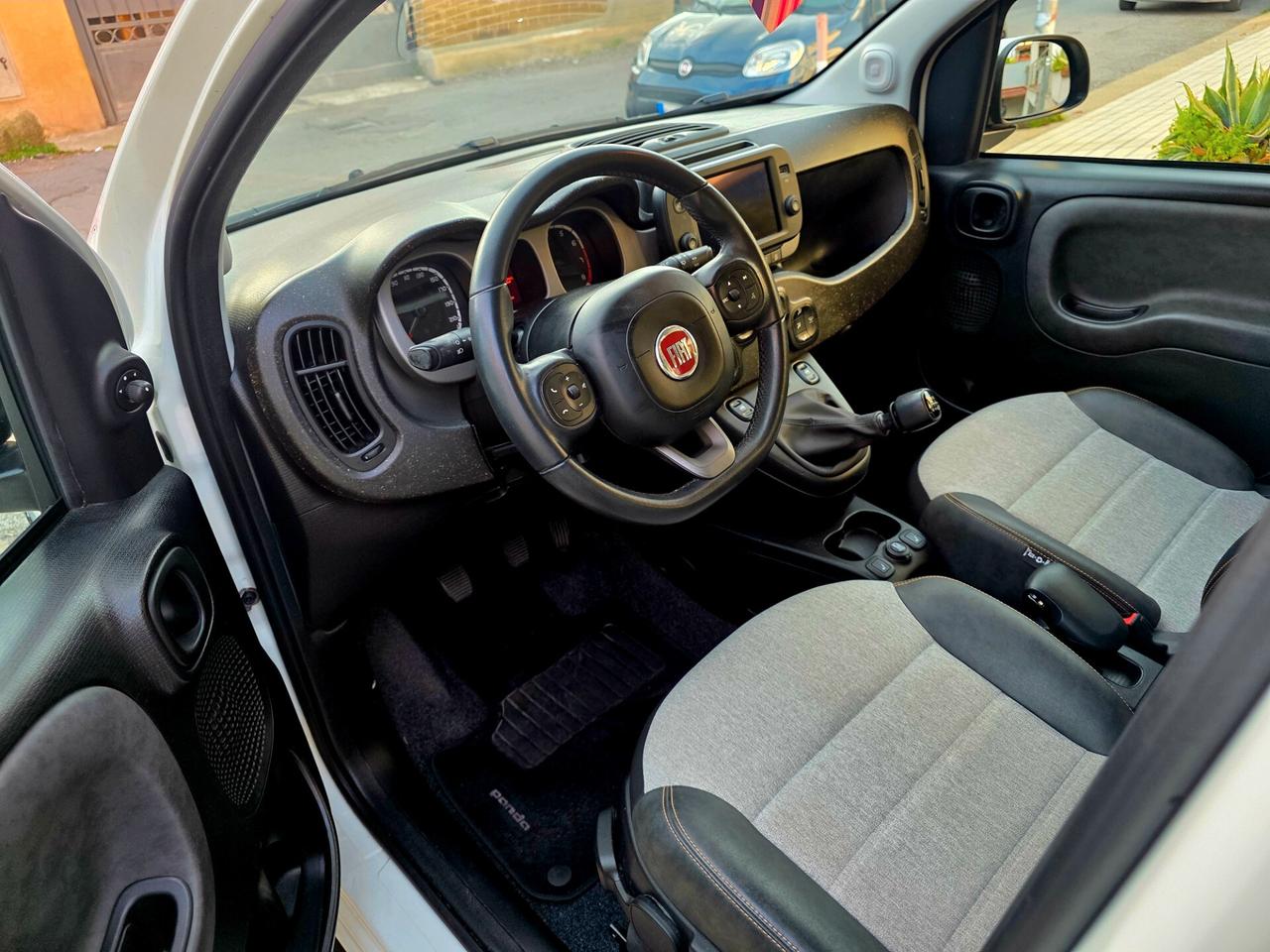 Fiat Panda 1.0 FireFly S&S Hybrid City Cross