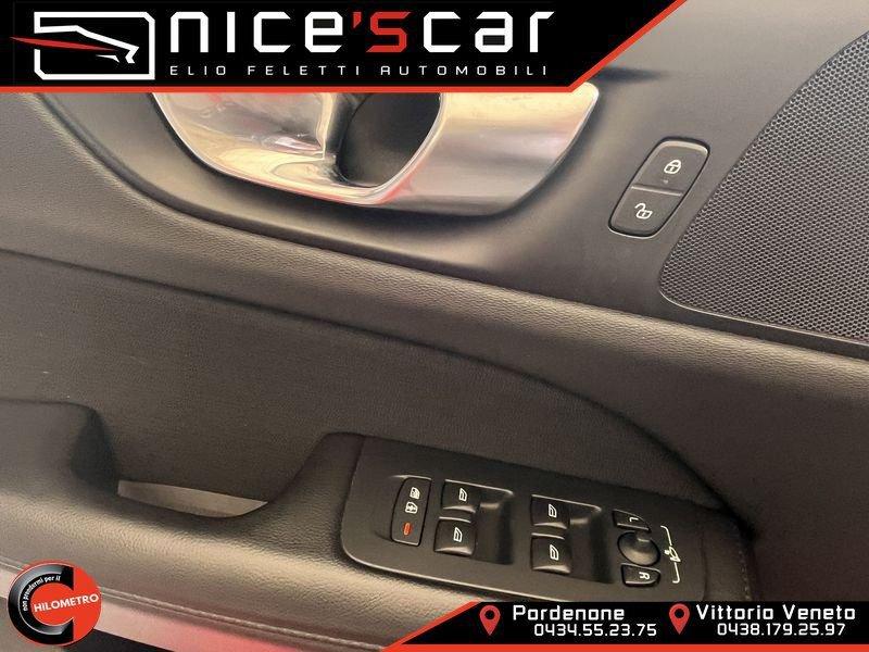 Volvo V60 Cross Country B4 (d) AWD Geartronic