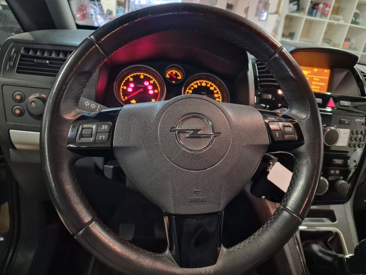 Opel Zafira 1.7 CDTI diesel, 7 posti ok neopatentati.