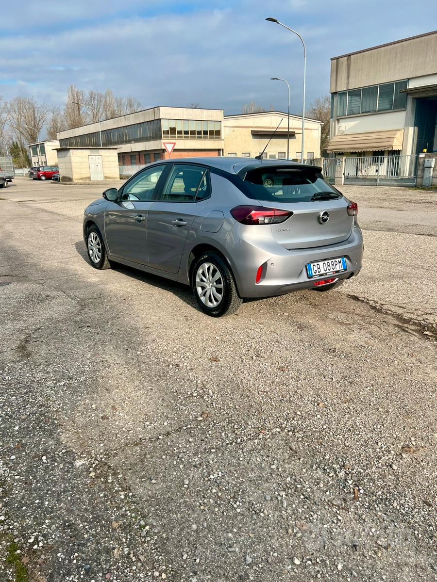 Opel corsa 1.2 75cv (NEOPATENTATI)