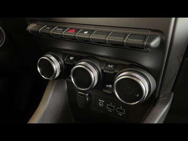 Renault Clio 1.6 E-Tech hybrid Zen 140cv auto my21