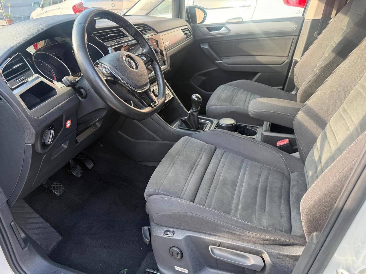 Volkswagen TOURAN1.6 TDI Executive Technology