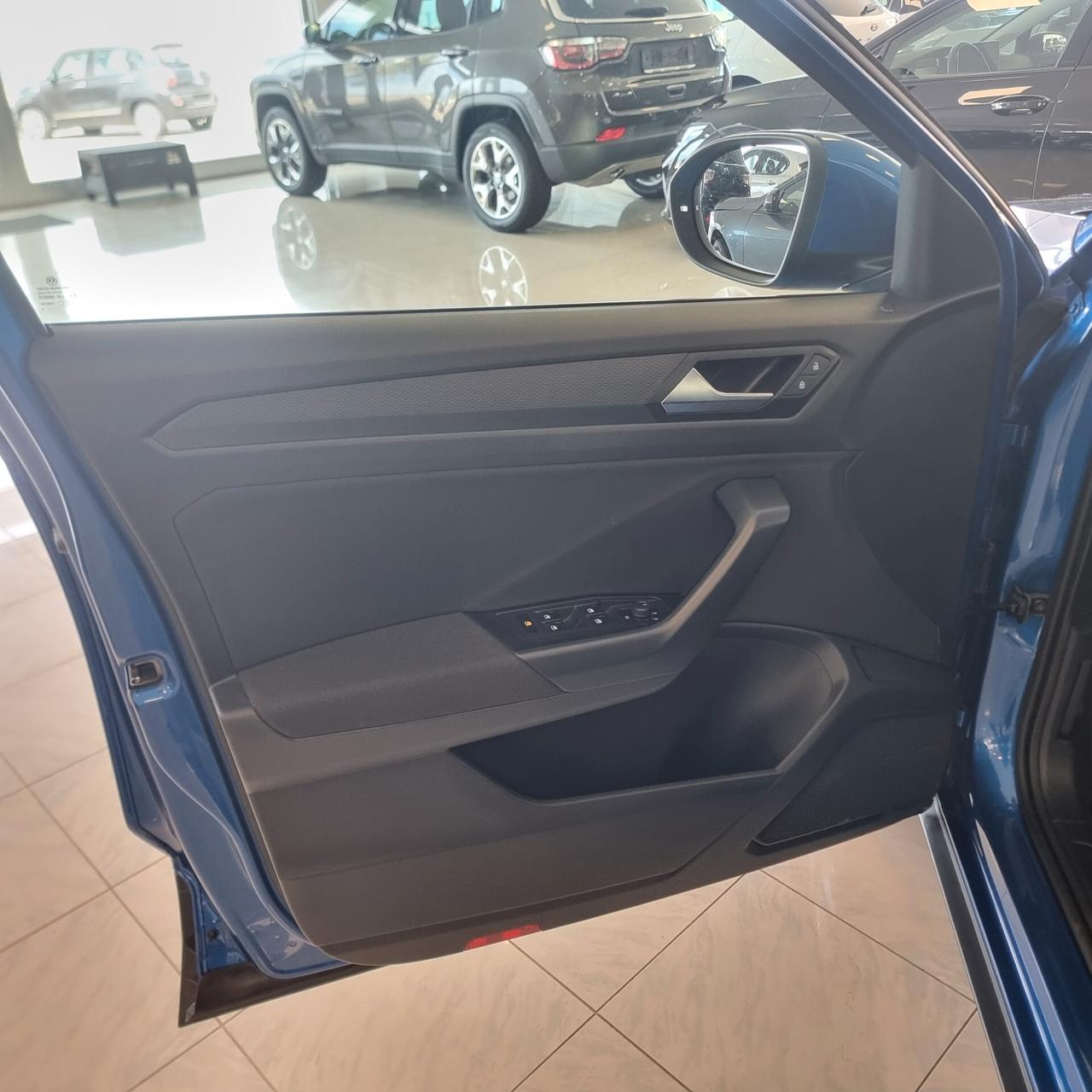 VOLKSWAGEN T-ROC LIFE 1.0 TSI 110cv Euro 6