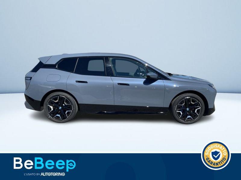 BMW iX XDRIVE40 PACCHETTO SPORTIVO