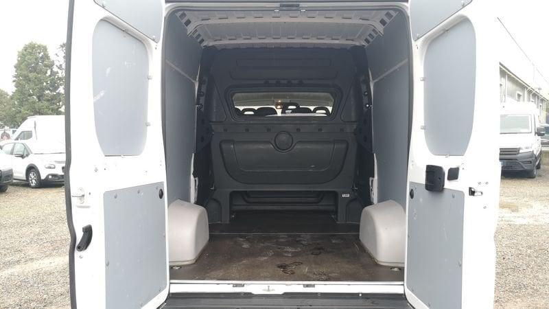 FIAT Ducato 33 2.3 MJT 140CV PM-TM 7 Posti Semi Vetrato Gancio traino