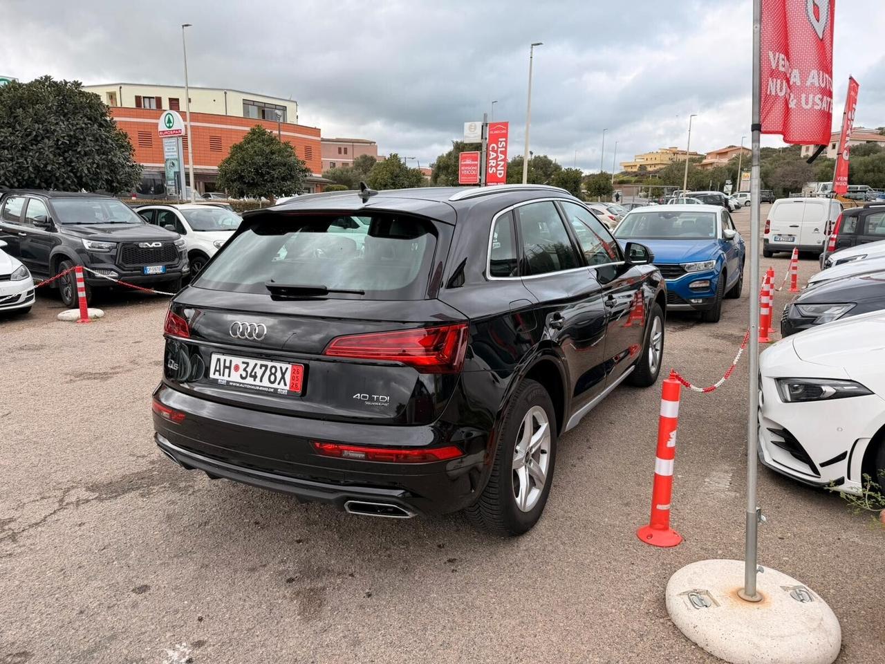 AUDI Q5 2.0 TDI 204CV QUATTRO S TRONIC S LINE BLACK EDITION – 2024