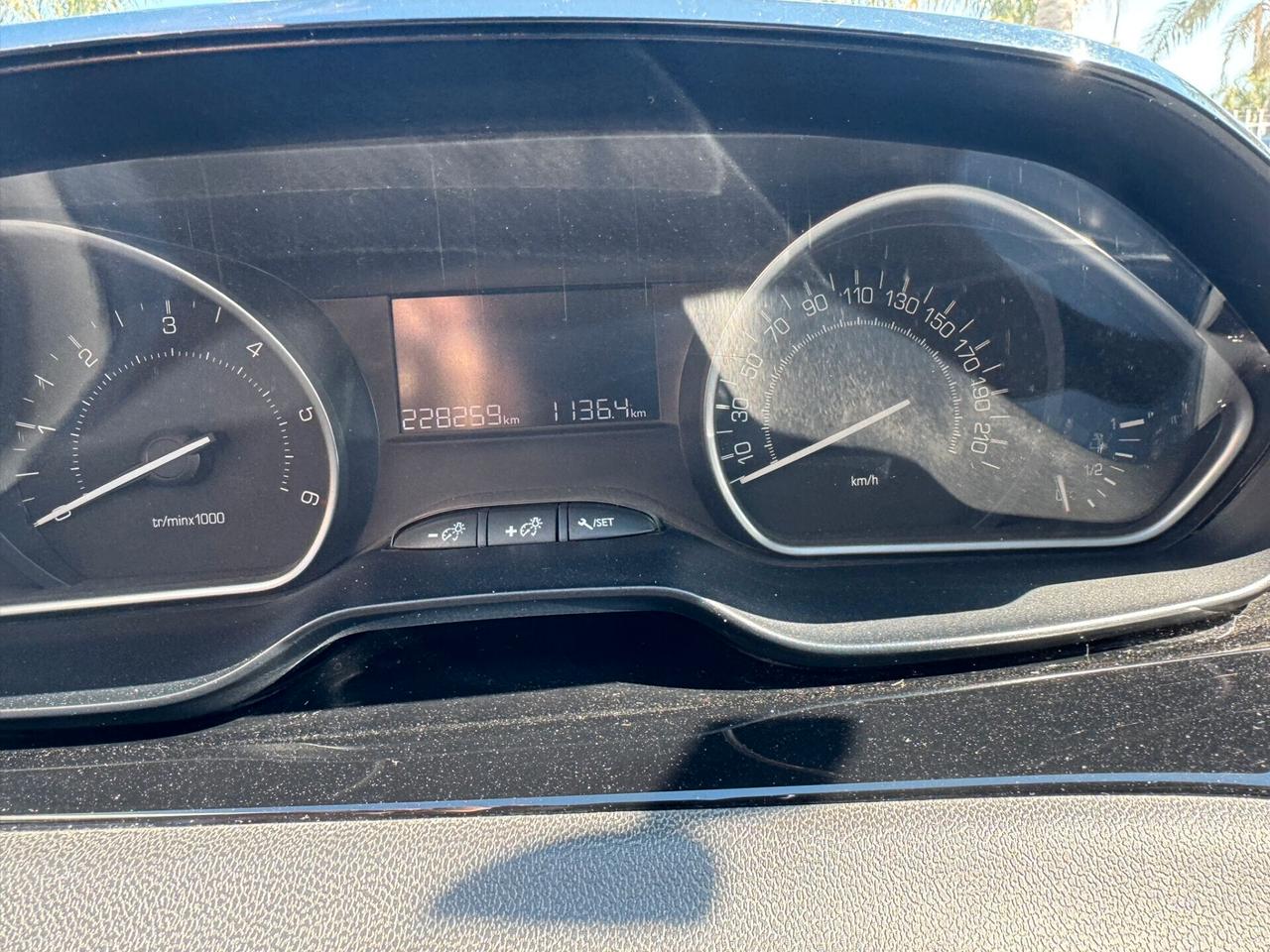 Peugeot 208 BlueHDi 75 5 porte Mix ANNO 2016