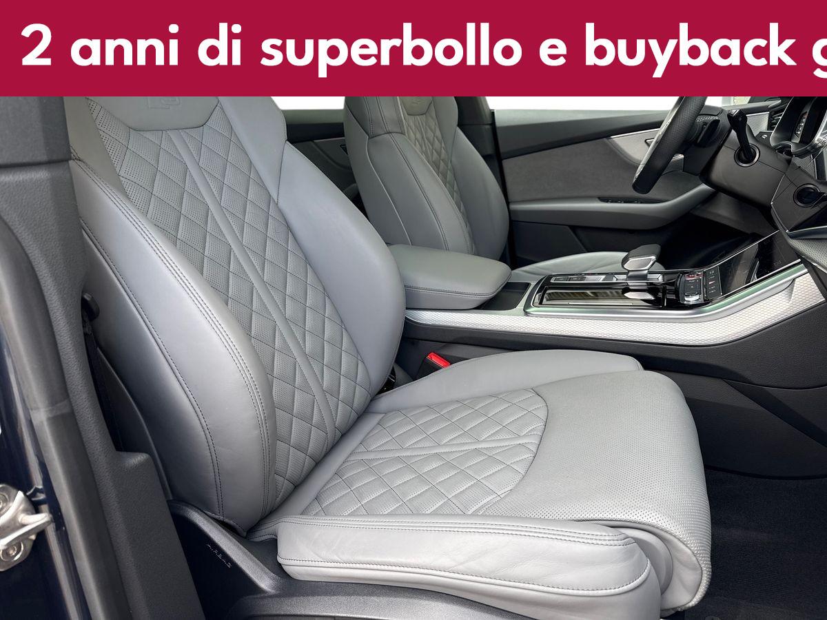 AUDI SQ8 4.0 tfsi quattro tiptronic