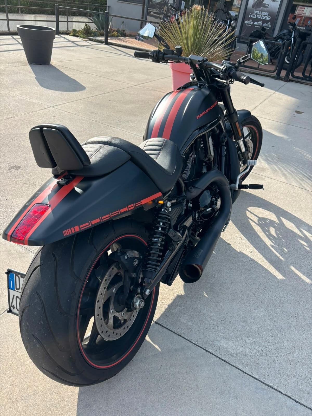 Harley-davidson VRSCDX Night Rod Special 1250 - 2012