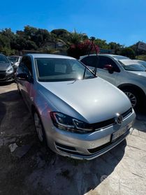 Volkswagen Golf 1.6 TDI DSG 5p. Highline BlueMotion Technology NAVI XENON PELLE CRUISE CERCHI PDC