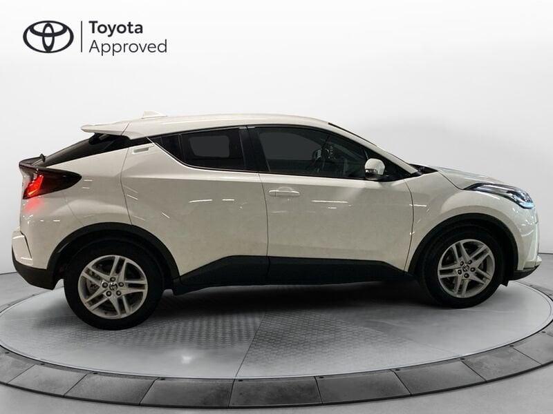Toyota C-HR C-HR 1.8 Hybrid E-CVT Active
