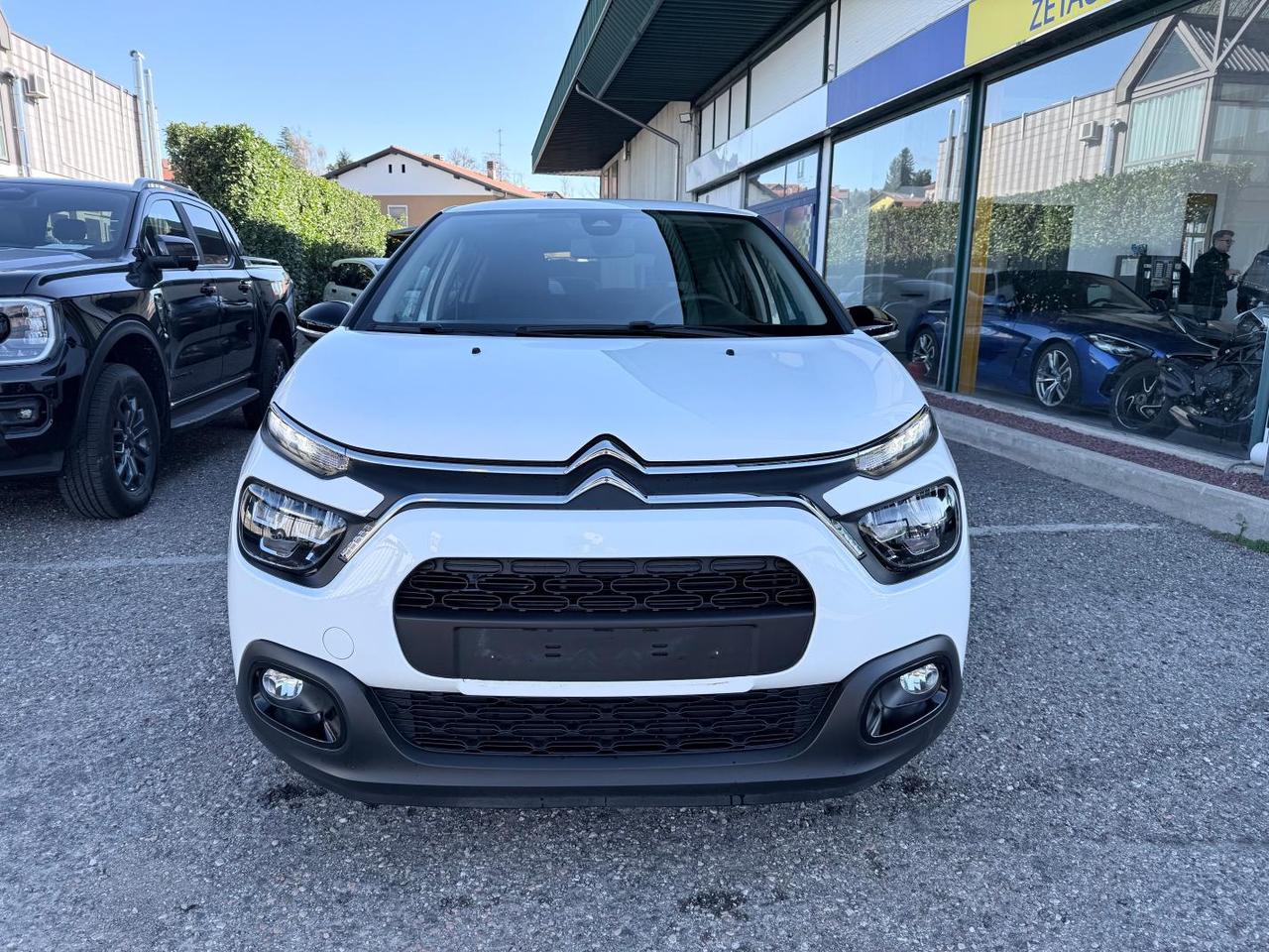 Citroen C3 1.2 puretech Shine s&s 83cv