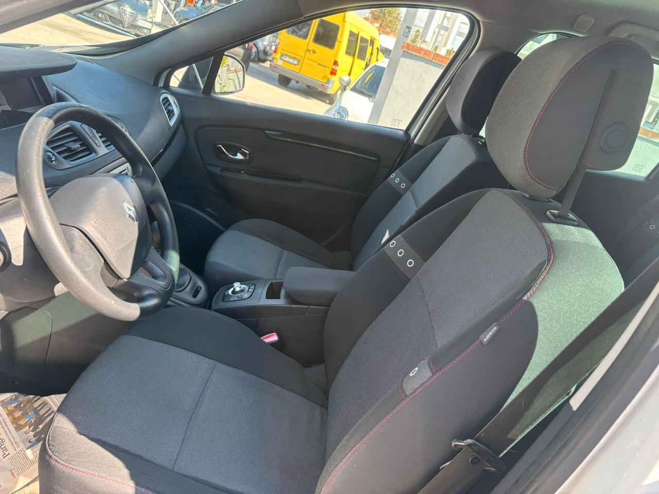 Renault Scenic Scénic XMod 1.5 dCi 110CV EDC Wave