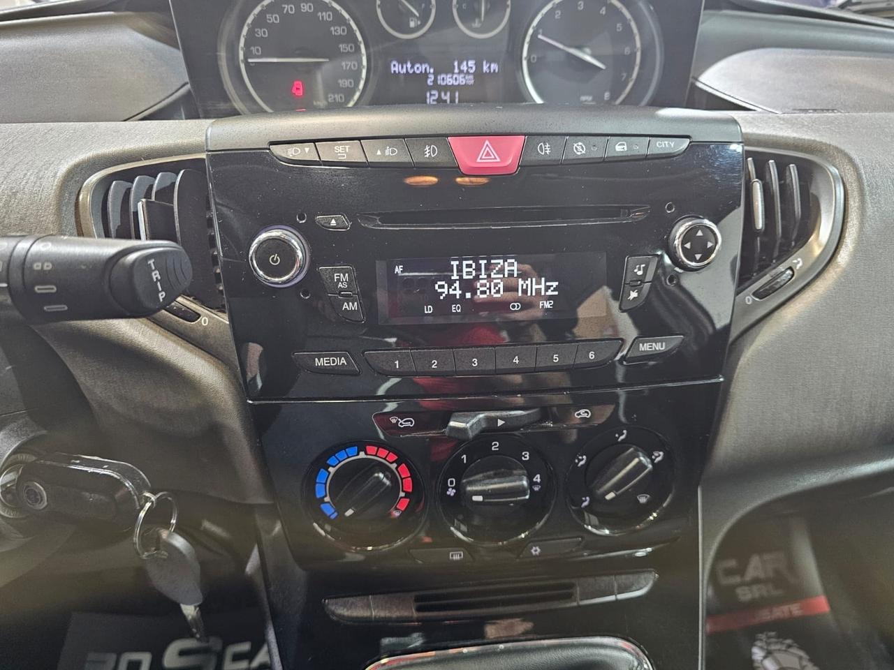 Lancia Ypsilon 1.2 69 CV 5 porte GPL Ecochic Gold