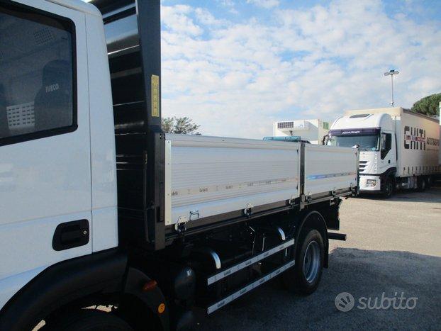 Iveco EUROCARGO 120/25 E5 RIBALTABILE TRILATERALE