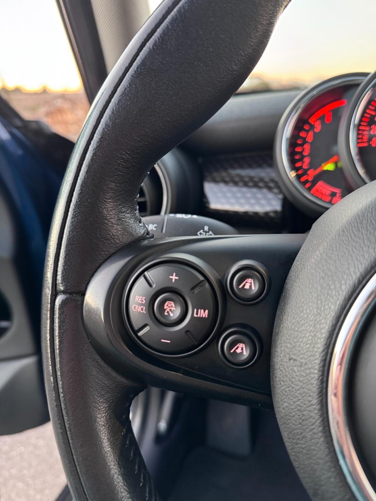 Mini Cooper SD 5 porte Tetto*Auto*Led