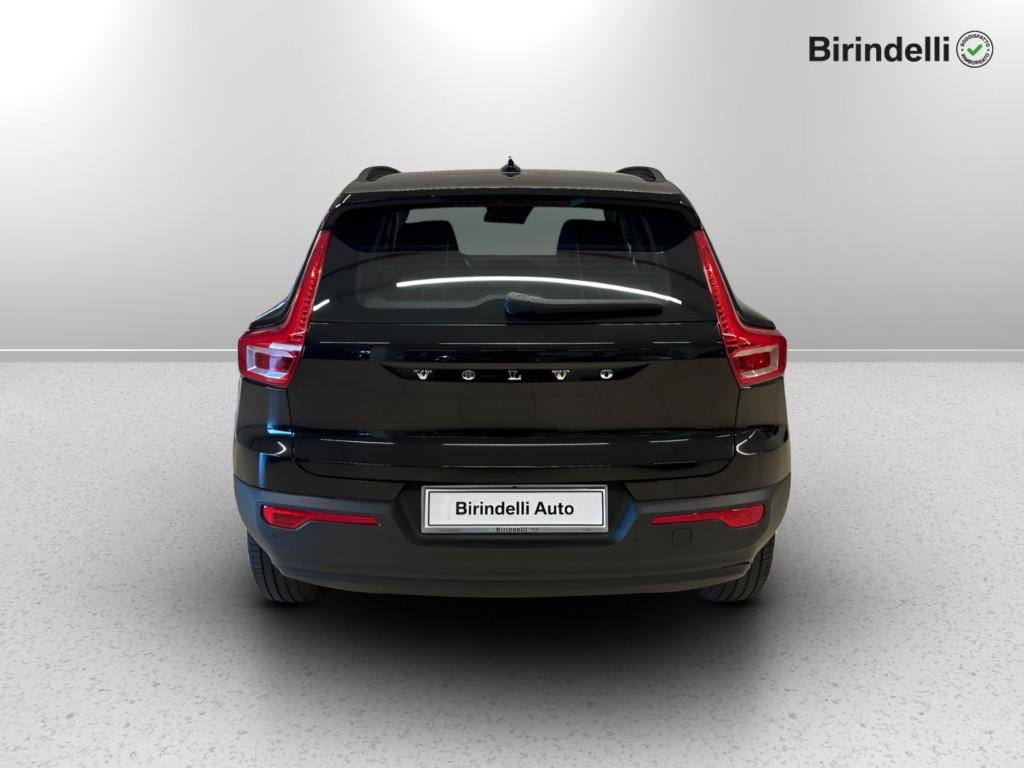 VOLVO XC40 (2017-->) - XC40 T2 Momentum