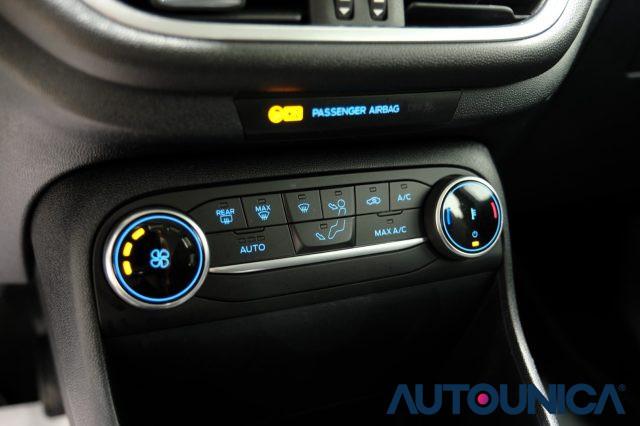 FORD Fiesta 1.1 75 CV GPL 5 PORTE TITANIUM NEOPATENTATI