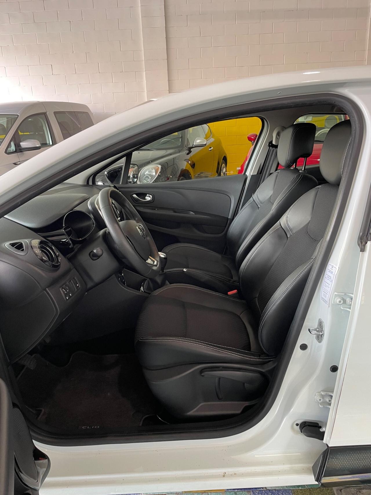 Renault Clio 1.5 dCi 8V 90 CV Moschino